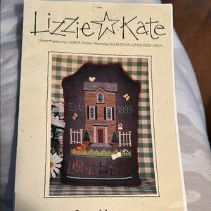 Lizzie Kate cross stitch pattern ‘Our House’